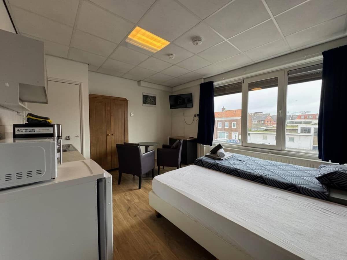 Bed & Breakfast Vlissingen Bagian luar foto